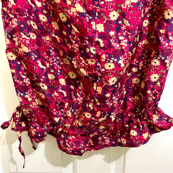 Women OLD NAVY SILK FLORAL SLEEVELESS BLOUSE SHIRT sz Small scoop neck burgundy - Picture 6 of 13